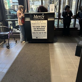 Mercy Hospital - Valet parking kiosk - Hospitals Near Me - Baltimore, Maryland Mercy Hospital - Valet parking kiosk - Hospitals Near Me - Baltimore, Maryland