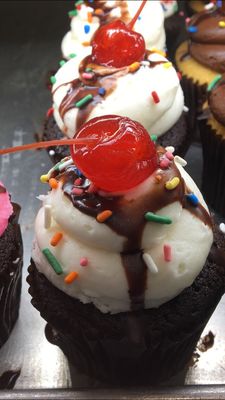 Carlo's Bake Shop by null