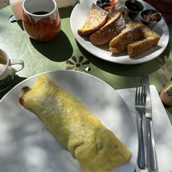 Little River Cafe - Omelette - Breakfast & Brunch Near Me - Portland, Oregon Little River Cafe - Omelette - Breakfast & Brunch Near Me - Portland, Oregon