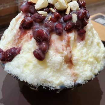 Sulmida Dessert Cafe - Sweet red bean bingsu - Desserts Near Me - Burnaby, British Columbia
