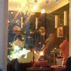 À l'Ombre de la Ville - Vue sur la cuisine, à partir de la terrasse