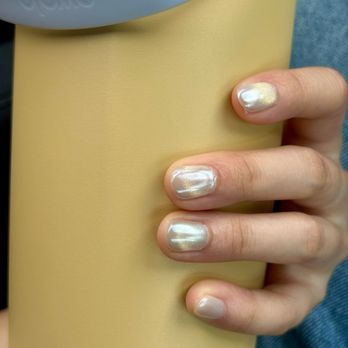 Eloie Nails Lounge - Nail Salons Near Me - Bethpage, New York