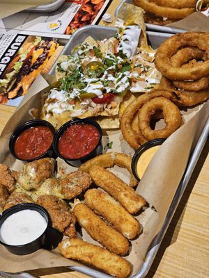 Buffalo Wild Wings by null