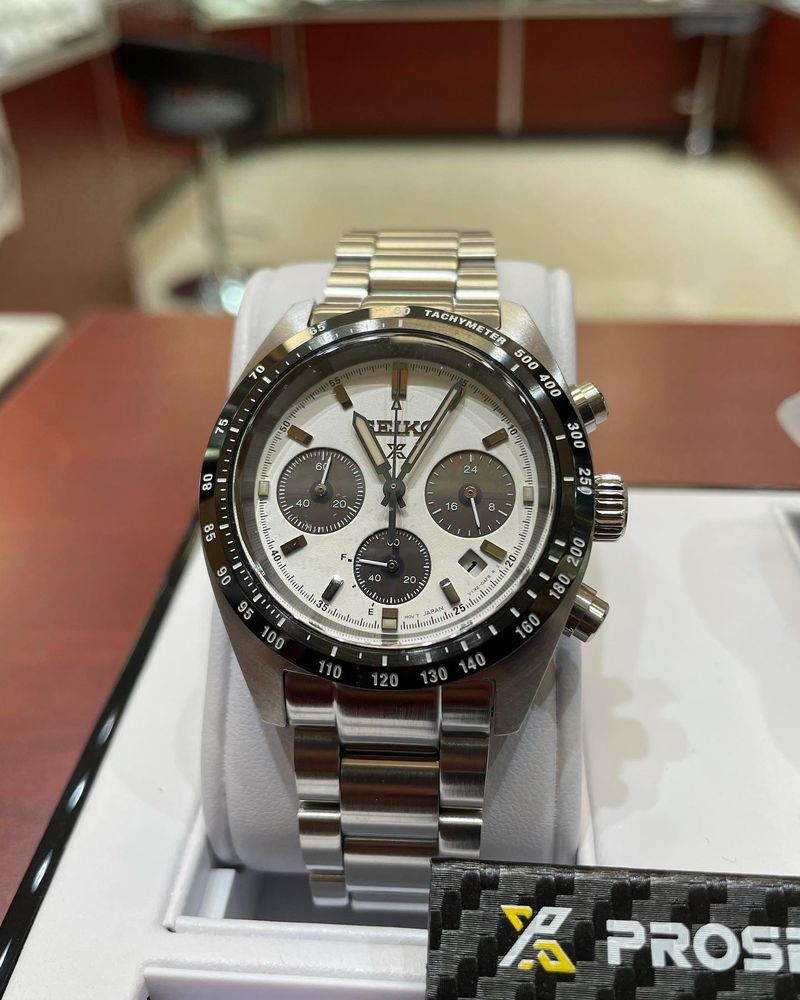 OMEGA JEWELERS Updated September 2024 25 Photos & 18 Reviews 118