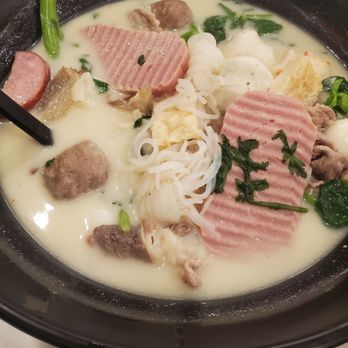 YGF Malatang & Hotpot - Spam, chinese beef ball, and other ingredients - Noodles Near Me - Dublin, California YGF Malatang & Hotpot - Spam, chinese beef ball, and other ingredients - Noodles Near Me - Dublin, California