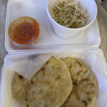 Pupuseria El Paraiso - Pupusas and Curtis's (a tangy slaw) - Salvadoran Near Me - Jacksonville, Florida Pupuseria El Paraiso - Pupusas and Curtis's (a tangy slaw) - Salvadoran Near Me - Jacksonville, Florida