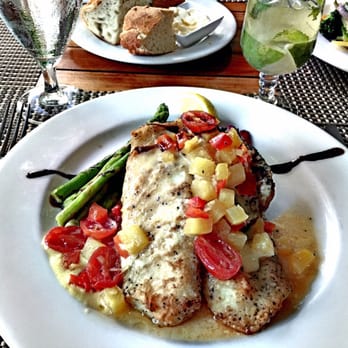 Butterfly Café - Hog fish with pineapple and cherry tomatoes - Seafood Near Me - Marathon, Florida