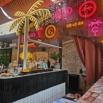 Casablanca - Outside bar - Cocktail Bars Near Me - Dallas, Texas