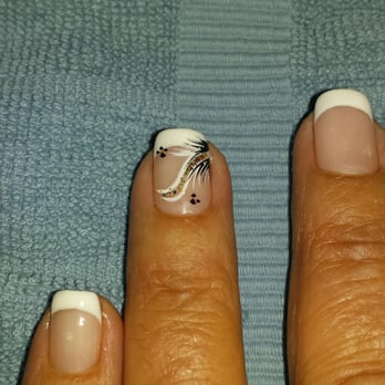 Future Nail & Spa - Tammy's great designs! She is the best - Nail Salons Near Me - Long Beach, California