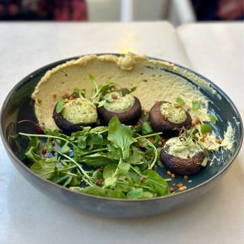 The Therapist - Stuffed Mushrooms €6,9 - Vegan Near Me - Lisbon, 11