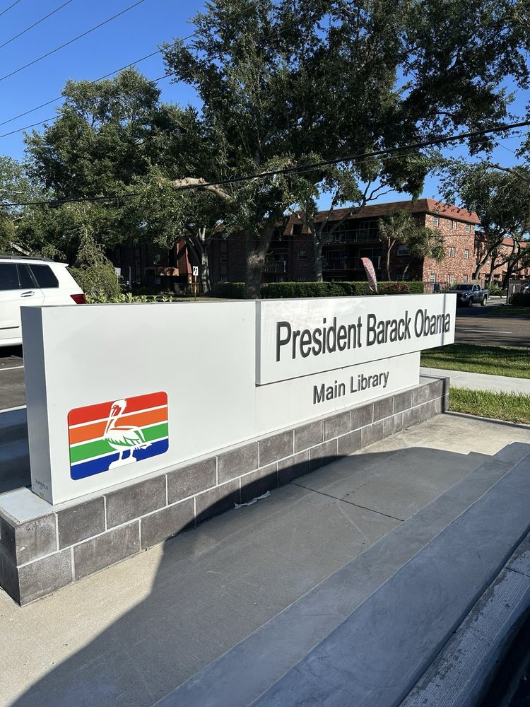 PRESIDENT BARACK OBAMA MAIN LIBRARY - Updated June 2026 - 11 Photos ...