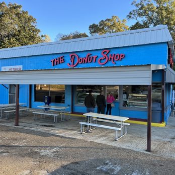 The Donut Shop - Sunday Morning is busy! - Donuts Near Me - Natchez, Mississippi The Donut Shop - Sunday Morning is busy! - Donuts Near Me - Natchez, Mississippi