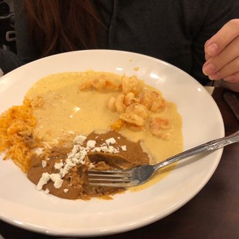 El Arroyo - Shrimp with rice and beans - Mexican Near Me - Sonora, California El Arroyo - Shrimp with rice and beans - Mexican Near Me - Sonora, California