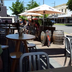 The Local Taphouse - Outdoor seating on Victoria Street