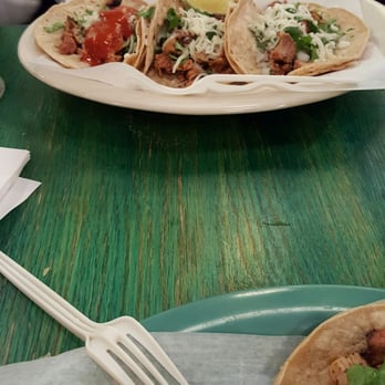 Flaco's Tacos - Mexican Near Me - Chicago, Illinois