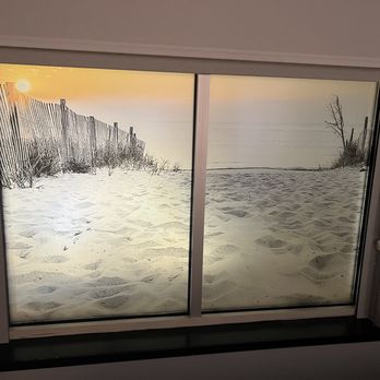 Hyatt Place Dewey Beach - Non-opening "window" with a faux sandscape. - Hotels Near Me - Dewey Beach, Delaware