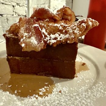 La Bouche - French Toast w/Fried Chicken - French Near Me - Hoboken, New Jersey