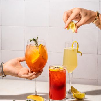 The Finch - Cocktails: Rosé Sangria, Blackberry Lavender Lemonade, Finch 75 - New American Near Me - Dallas, Texas