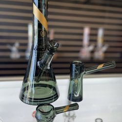 Exhale Smoke & More - Marley Natural Smoked Glass