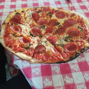Basignani Winery - Pizza - Wineries Near Me - Sparks Glencoe, Maryland
