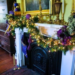Edgewood Plantation - Fireplace detail in the living room at Edgewood.