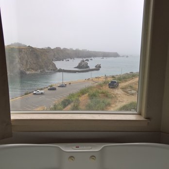 North Cliff Hotel - Bathtub view - Hotels Near Me - Fort Bragg, California