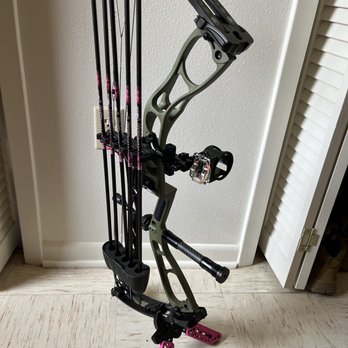 1. Hoot & Holler Archery