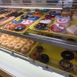 Parkway Donuts - Donuts
