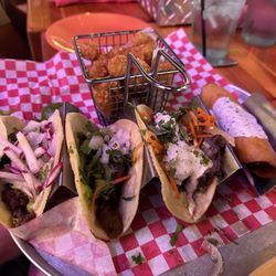Billy Blanco's - Taco sampler, so good, with hash browns