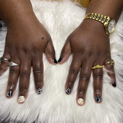 Spoil U Nails & Spa - Manicure example