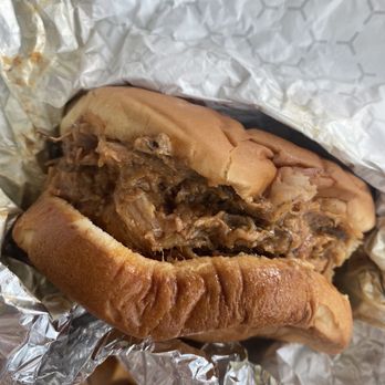 Buc-ee's - Pulled pork - Gas Stations Near Me - Daytona Beach, Florida Buc-ee's - Pulled pork - Gas Stations Near Me - Daytona Beach, Florida