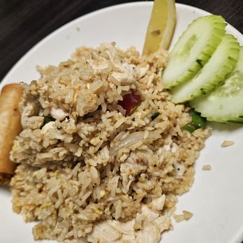 Kin Thai & Sushi - Thai Fried Rice with chicken - Thai Near Me - San Antonio, Texas Kin Thai & Sushi - Thai Fried Rice with chicken - Thai Near Me - San Antonio, Texas