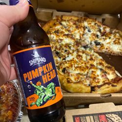 Thirty Seventh Street Pizzaria & Pasta - Mama's (and a beer at home)