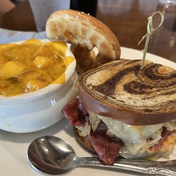 Altstadt Brewery - Reuben and soup - Breweries Near Me - Fredericksburg, Texas Altstadt Brewery - Reuben and soup - Breweries Near Me - Fredericksburg, Texas