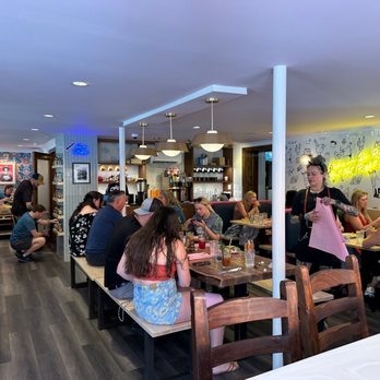 Fox And The Hen - Interior - Breakfast & Brunch Near Me - Denver, Colorado