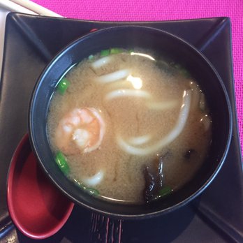 Arigato - Udon soup (same size as the miso) - Sushi Bars Near Me - Málaga, Massachusetts