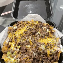 Ramiro's Mexican Food - Super Nachos