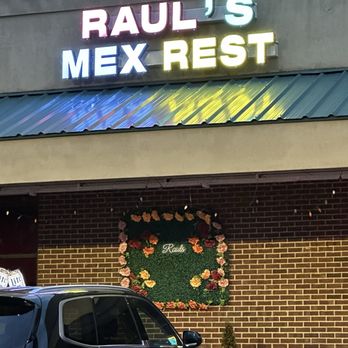 Raul’s Mexican - Mexican Near Me - Moody, Alabama