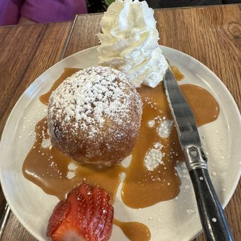 Sala Astoria - Manzana Asada - Spanish Near Me - Queens, New York Sala Astoria - Manzana Asada - Spanish Near Me - Queens, New York