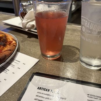 Pizza e Birra - Blueberry kombucha - Pizza Near Me - San Diego, California