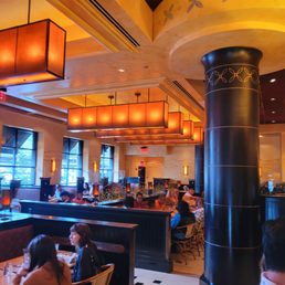 THE CHEESECAKE FACTORY - Updated December 2024 - 555 Photos & 568