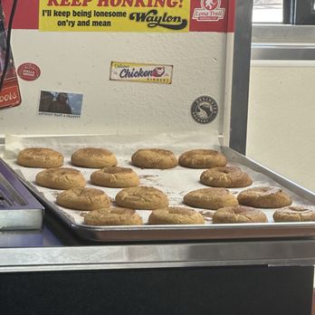 Waldo's Chicken & Beer - Snickerdoodle cookies - Chicken Shop Near Me - Sharpsburg, Georgia