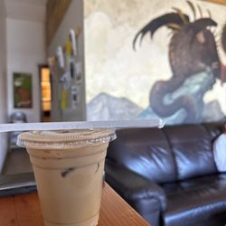 Mochas Coffeehouse & Bakery - Iced white mocha
