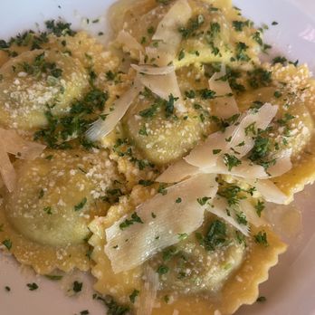 Mamma Mia - Osso Bucco Ravioli - Italian Near Me - Bakersfield, California Mamma Mia - Osso Bucco Ravioli - Italian Near Me - Bakersfield, California
