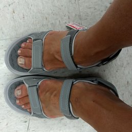 women's Coleman Drift river sandals