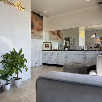 Thai Moon Spa - Massage Near Me - Irvine, California