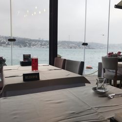 Yakamoz Restaurant