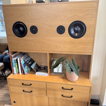 Goldie's Donuts & Bakery - Functional vintage looking speaker system~ - Donuts Near Me - West Vancouver, British Columbia Goldie's Donuts & Bakery - Functional vintage looking speaker system~ - Donuts Near Me - West Vancouver, British Columbia