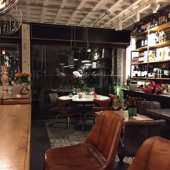 Chat Qui Rit - Great atmosphere - Wine Bars Near Me - Venezia, VE Chat Qui Rit - Great atmosphere - Wine Bars Near Me - Venezia, VE