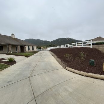 Orozco Landscaping Services - Mulch - Landscaping Near Me
